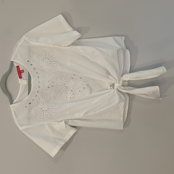 Saks Fifth Ave White Cotton Tie Front Blouse Top Embroidered Button Back size M - Picture 1 of 11